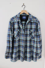 Load image into Gallery viewer, Preloved Pendleton Board Shirt
