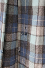 Load image into Gallery viewer, Preloved Pendleton Board Shirt
